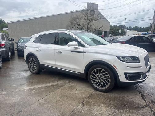 White 2019 Lincoln Nautilus Reserve