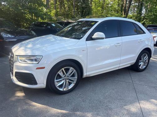 White 2018 Audi Q3 2.0T Premium