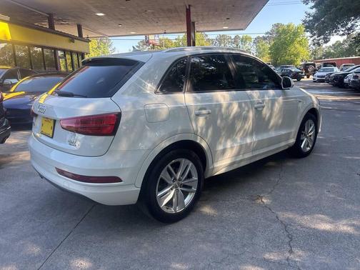 White 2018 Audi Q3 2.0T Premium