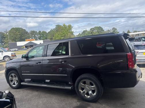 2018 Chevrolet Suburban LT