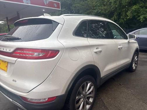2015 Lincoln MKC Base