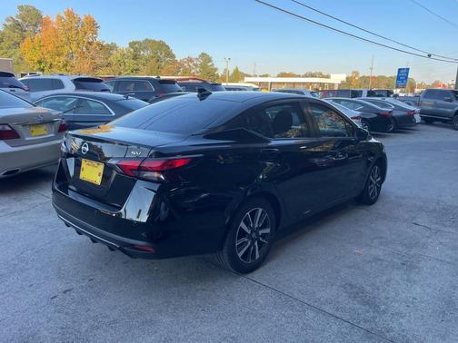 2021 Nissan Versa 1.6 SV