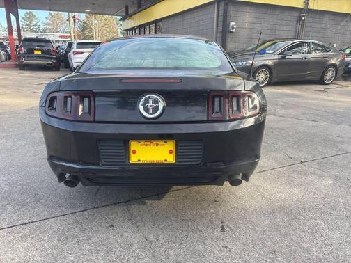 2014 Ford Mustang V6