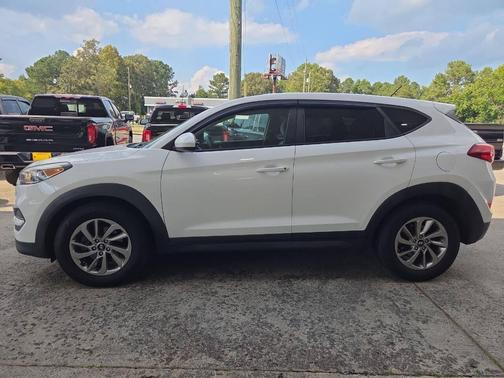 2018 Hyundai TUCSON SE