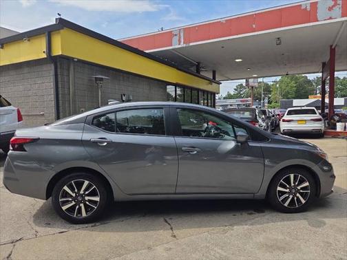 2021 Nissan Versa 1.6 SV