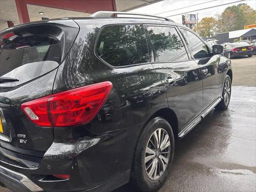 2020 Nissan Pathfinder SV 4x4 4dr SUV