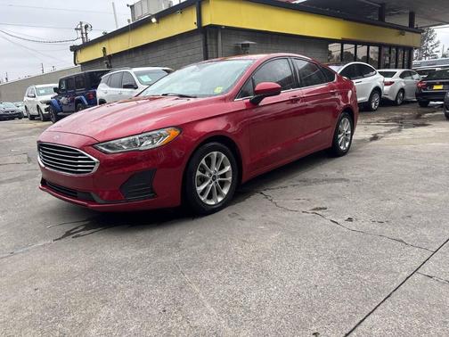 2020 Ford Fusion SE 4dr Sedan