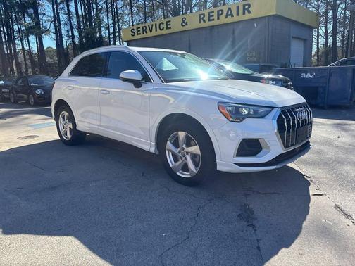 2019 Audi Q3 quattro Premium 45 TFSI AWD 4dr SUV