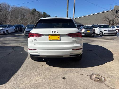 2019 Audi Q3 quattro Premium 45 TFSI AWD 4dr SUV