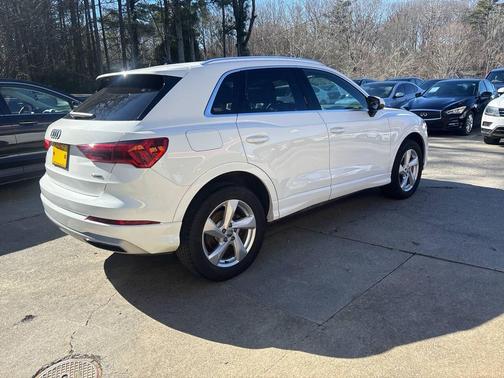2019 Audi Q3 quattro Premium 45 TFSI AWD 4dr SUV