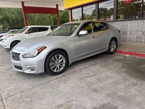 Silver 2015 INFINITI Q70 3.7 4dr Sedan
