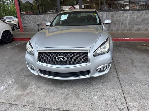 Silver 2015 INFINITI Q70 3.7 4dr Sedan