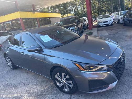 2023 Nissan Altima 2.5 S 4dr Sedan