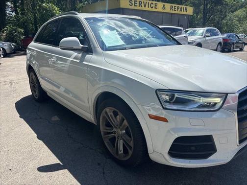 2017 Audi Q3 2.0T Premium Plus