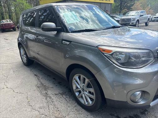 2017 Kia Soul +