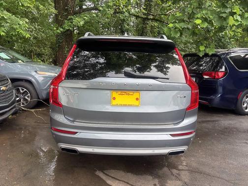 Gray 2016 Volvo XC90 T6 Momentum