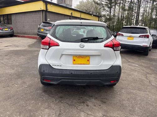 2020 Nissan Kicks S