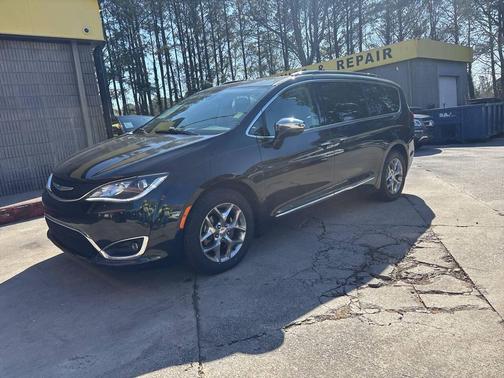 2018 Chrysler Pacifica Limited