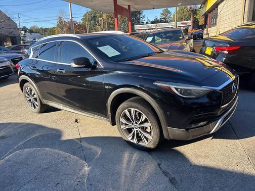 2018 INFINITI QX30 Premium AWD 4dr Crossover