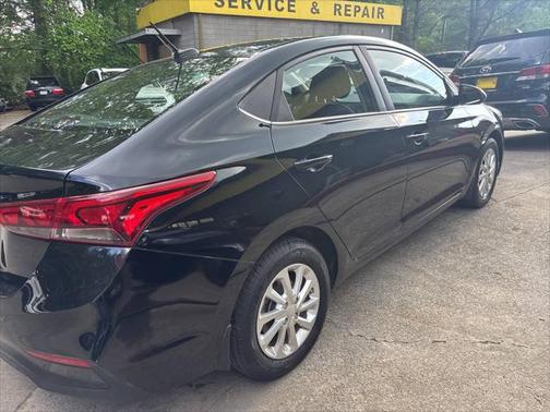 2019 Hyundai Accent SEL 4dr Sedan