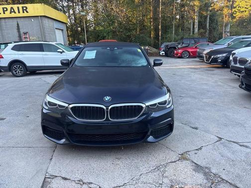 2019 BMW 530 i