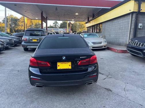 2019 BMW 530 i