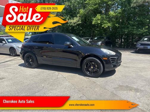 Jet Black Metallic 2017 Porsche Macan Macan S