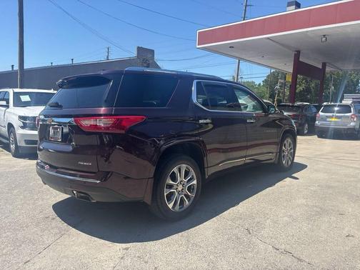 Purple 2019 Chevrolet Traverse Premier
