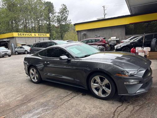 2018 Ford Mustang EcoBoost