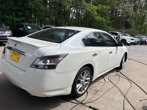 2012 Nissan Maxima SV