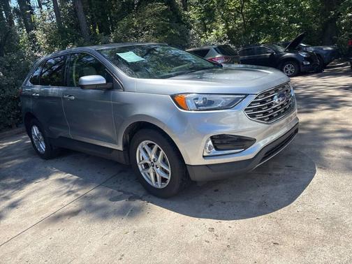 Silver 2022 Ford Edge SEL
