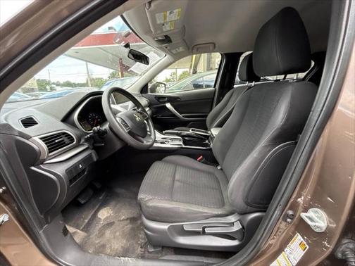 2019 Mitsubishi Eclipse Cross LE