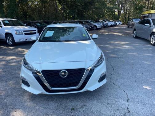 2022 Nissan Altima 2.5 SV