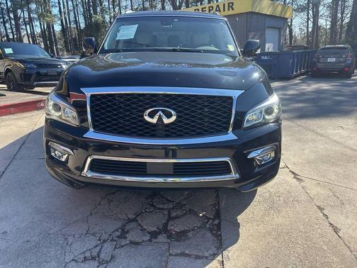 2017 INFINITI QX80 Base