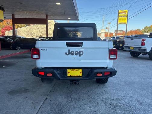 2021 Jeep Gladiator Mojave 4x4 4dr Crew Cab 5.0 ft. SB