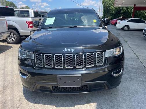 2018 Jeep Grand Cherokee Laredo E