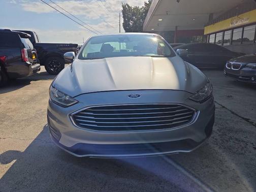 2020 Ford Fusion SE 4dr Sedan