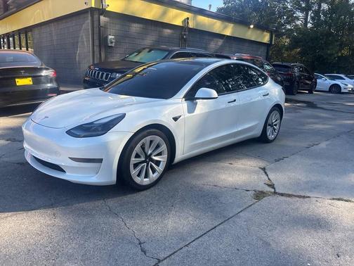 2021 Tesla Model 3 Standard Range Plus