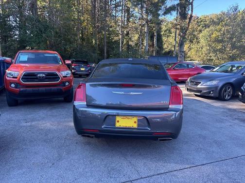 2019 Chrysler 300 Limited