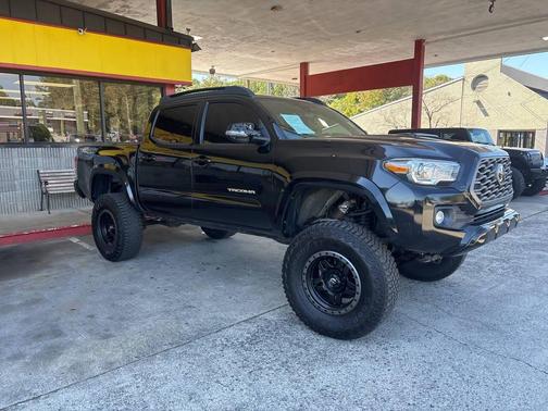 2021 Toyota Tacoma TRD Sport