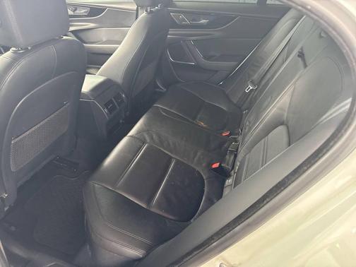 2020 Jaguar XE P250 S 4dr Sedan