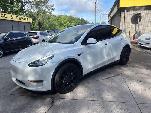 White 2021 Tesla Model Y Long Range AWD 4dr Crossover