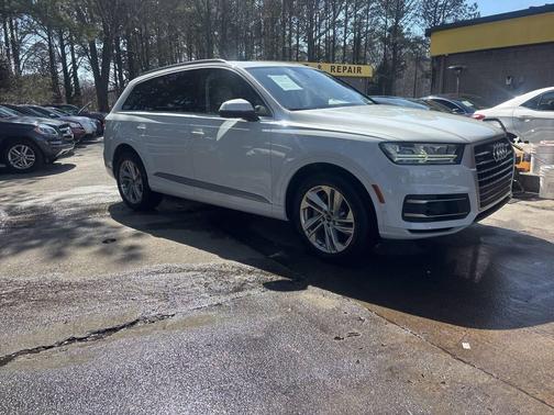 2019 Audi Q7 55 Premium Plus