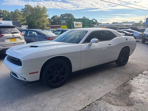 2018 Dodge Challenger SXT