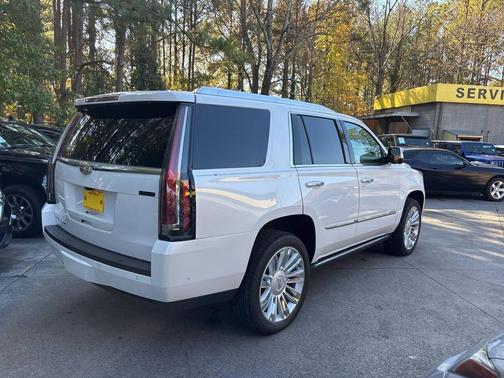 2019 Cadillac Escalade Platinum