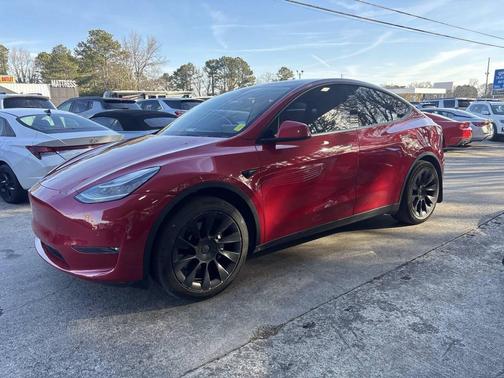 2022 Tesla Model Y Long Range AWD 4dr Crossover