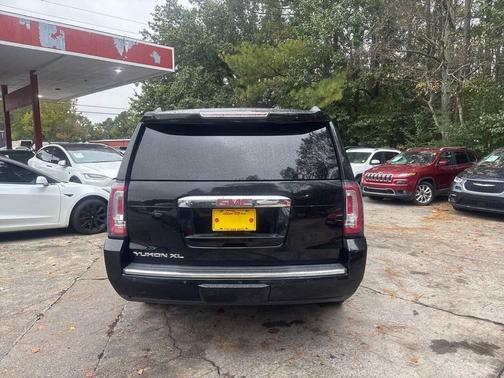 2018 GMC Yukon XL Denali