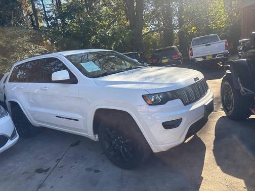 2018 Jeep Grand Cherokee Altitude