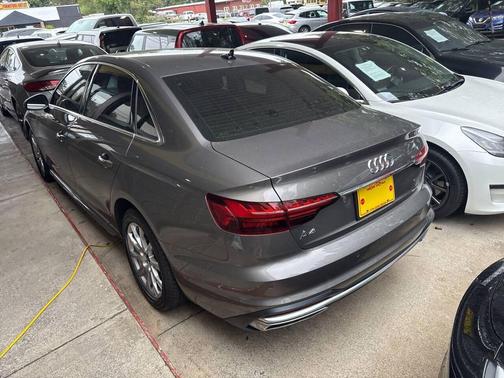 2022 Audi A4 40 Premium