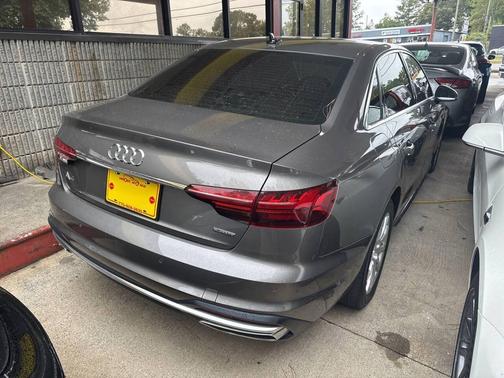2022 Audi A4 40 Premium